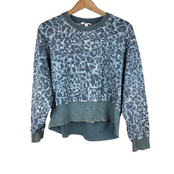 JoyLab Tops - Joy Lab Women's L Blue Gray Animal Print Crop Pullover Sweatshirt